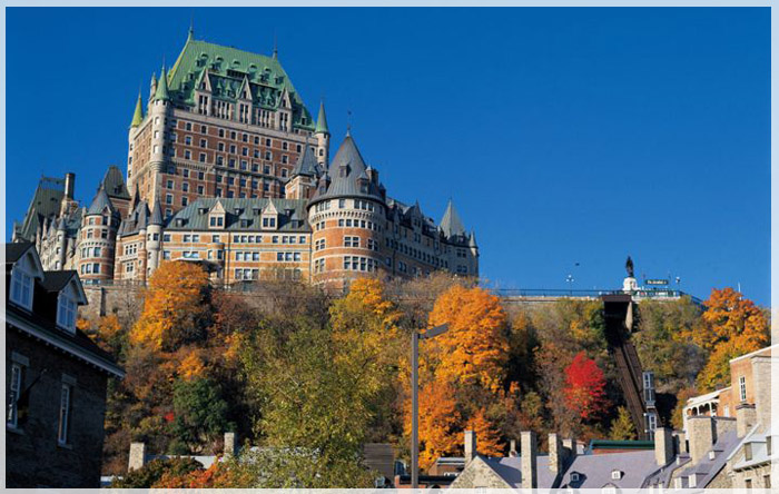 1 tháng màu vàng trên đất nước Canada