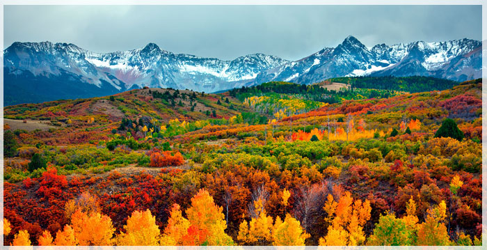 Mùa thu về trên đỉnh Rocky Mountain
